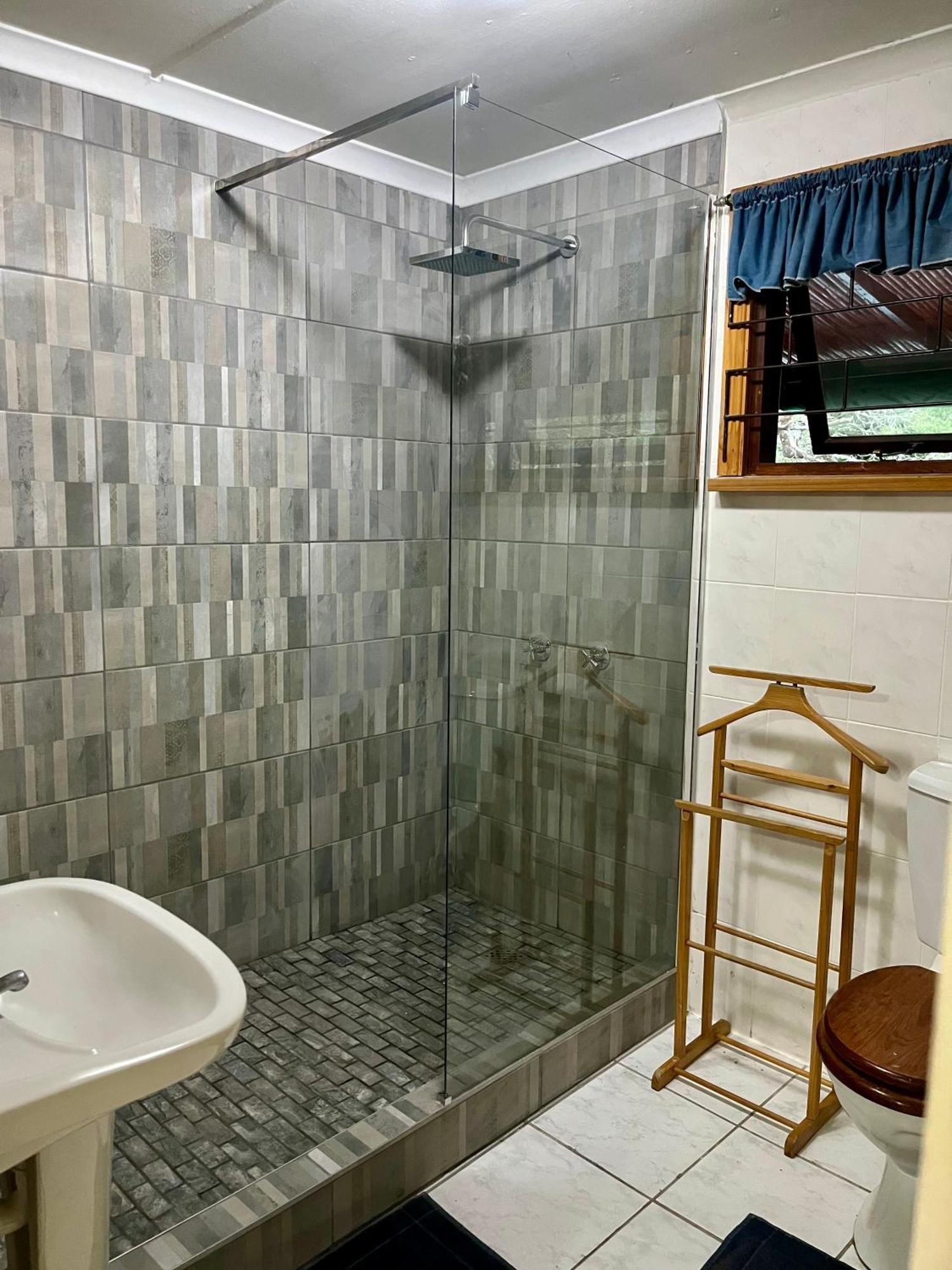Appartamento Glen House Brenton-on-Sea Esterno foto